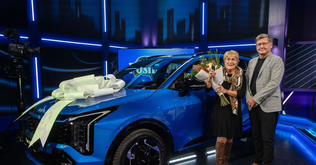 VIDEO ⟩ Läheb sõidutamiseks! Postimehe autoloosi võitja on kaheksakordne vanaema Tiina