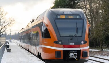 REISIJA: SUUTSIN LAUAST KINNI HAARATA Õnnetuse tõttu on rongiliiklus tugevalt häiritud - Järva Teataja