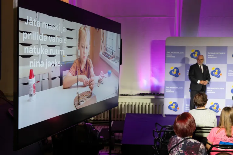 Lasteaias käiv Martin Roht sai oma vanuseklassis kolmanda koha prillikandjatele maski loomise eest.