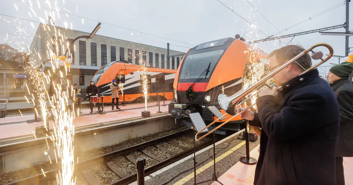 JUHTKIRI ⟩ Kiirete rongide aeglane tulek