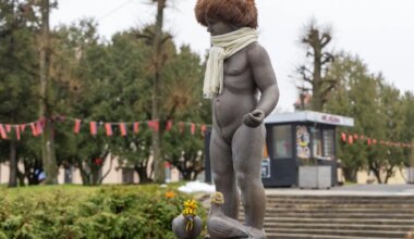 Viljandi uue skulptuuri tegelased said mütsi ja salli