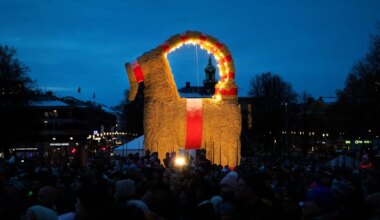 Rootsi Gävle kuulus õlgedest jõulusokk trotsib taas püromaane - Maailm - Postimees.ee