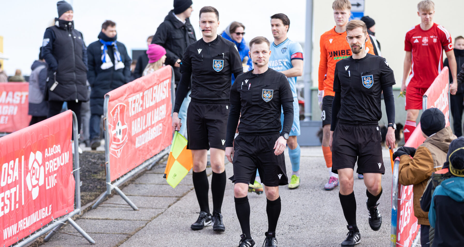 Tiitlimänge vilistavad Külljastinen ja Üprus