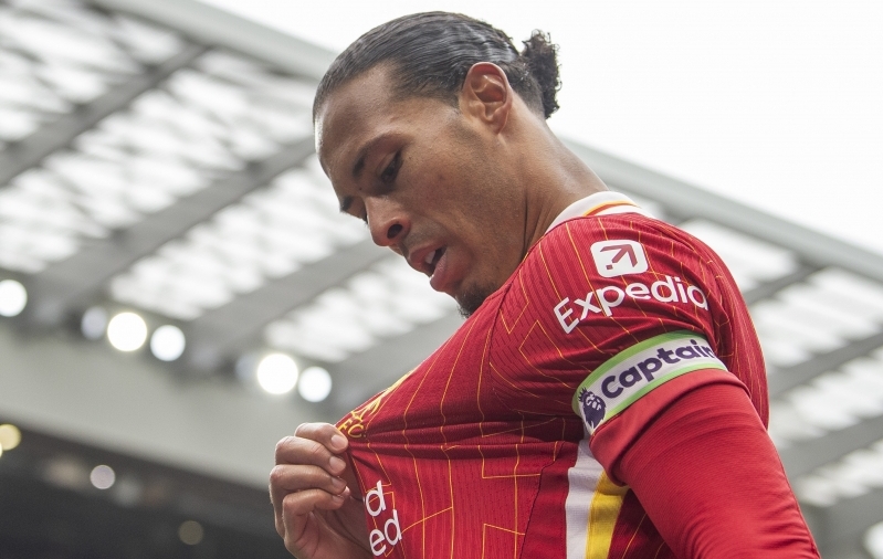 Kuningal krooni peast tõmmanud van Dijk: kui maailma valitseb kaos, tuleb säilitada rahu