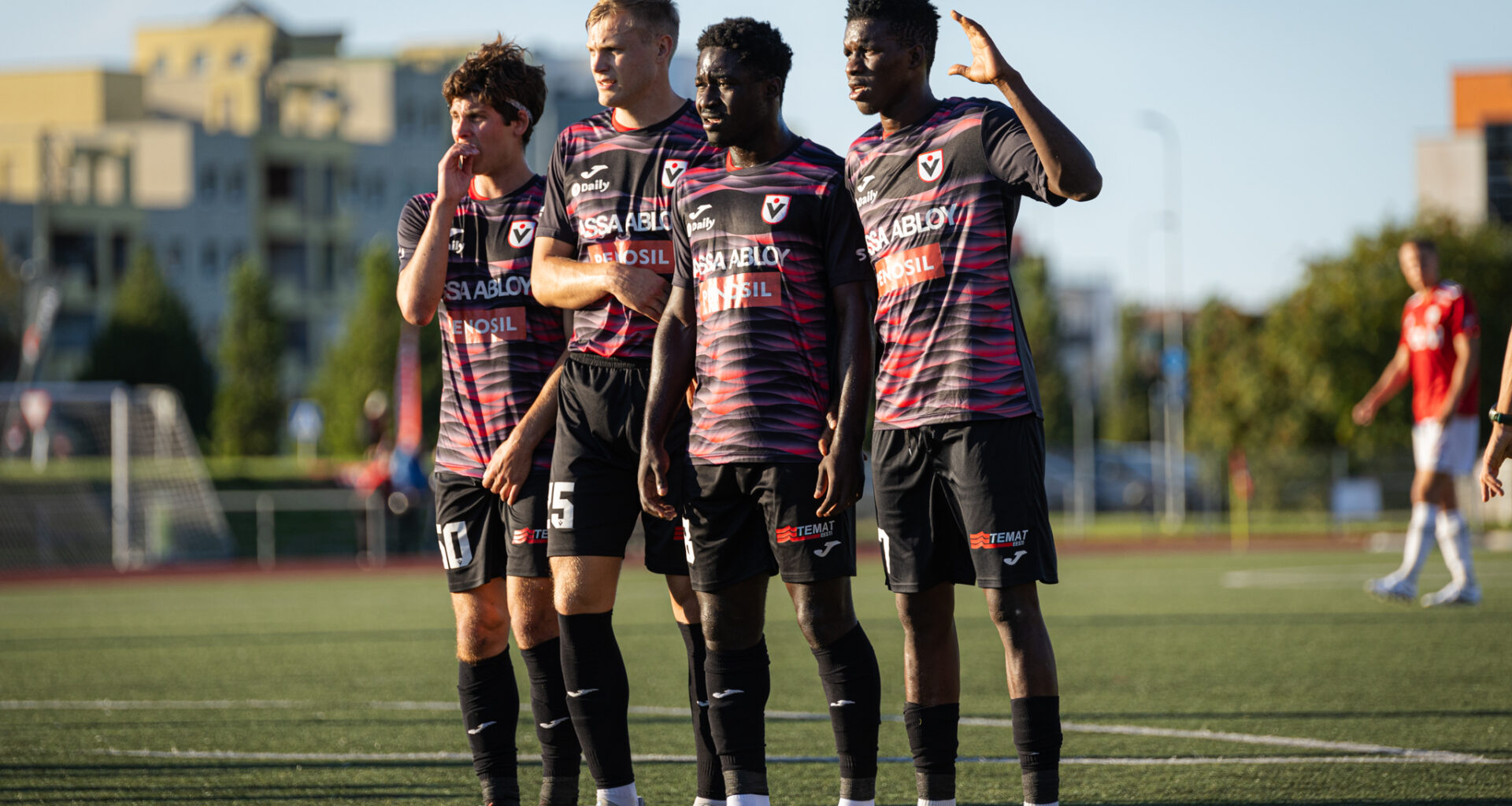 TÄNA OTSEPILT: Viimsi ja Kuressaare jagavad kõrgliigakohta  (avavile kell 12.30!)