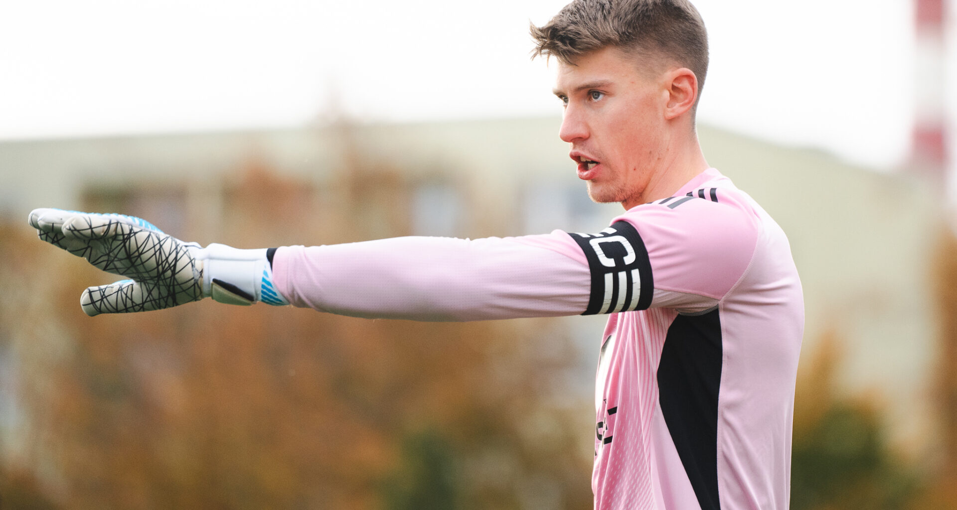 Henri Pergi küünarnukk ja teised kindameeste kutsevigastused