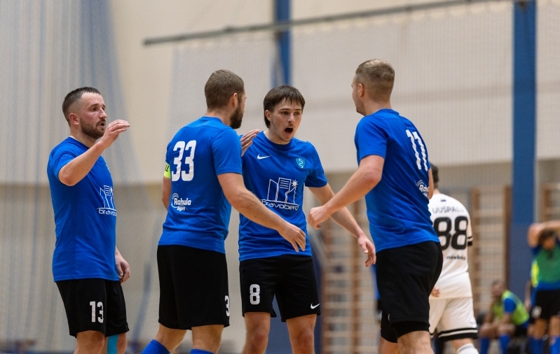 Esimesest minutist saadik juhtinud Saku tõusis saaliliigas kolmandaks