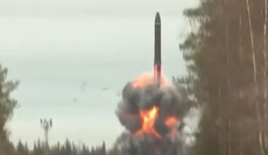 Ootamatu areng: Venemaa on valmis andma Venetsueelale Orešniku raketi