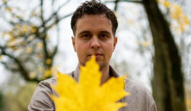 Kodune vahtraleht on Kanda omast ligitõmbavam, leidis Randin Rande. Foto: Liisi Troska / jalgpall.ee