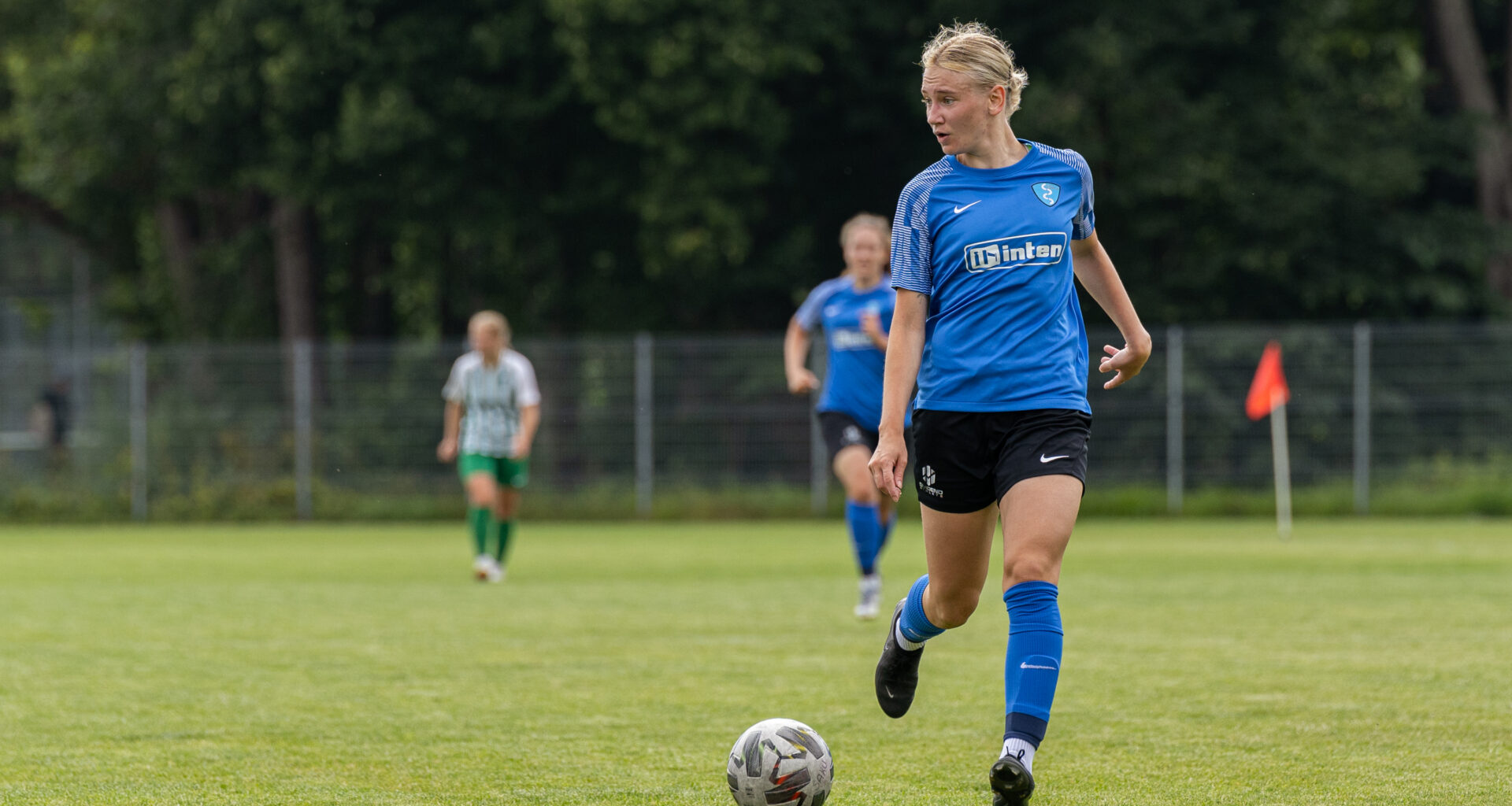 Saulus kaunist käärlöögist: proovisin ja kuidagi õnnestus  (Tiits: tüdrukutele pole midagi ette heita)