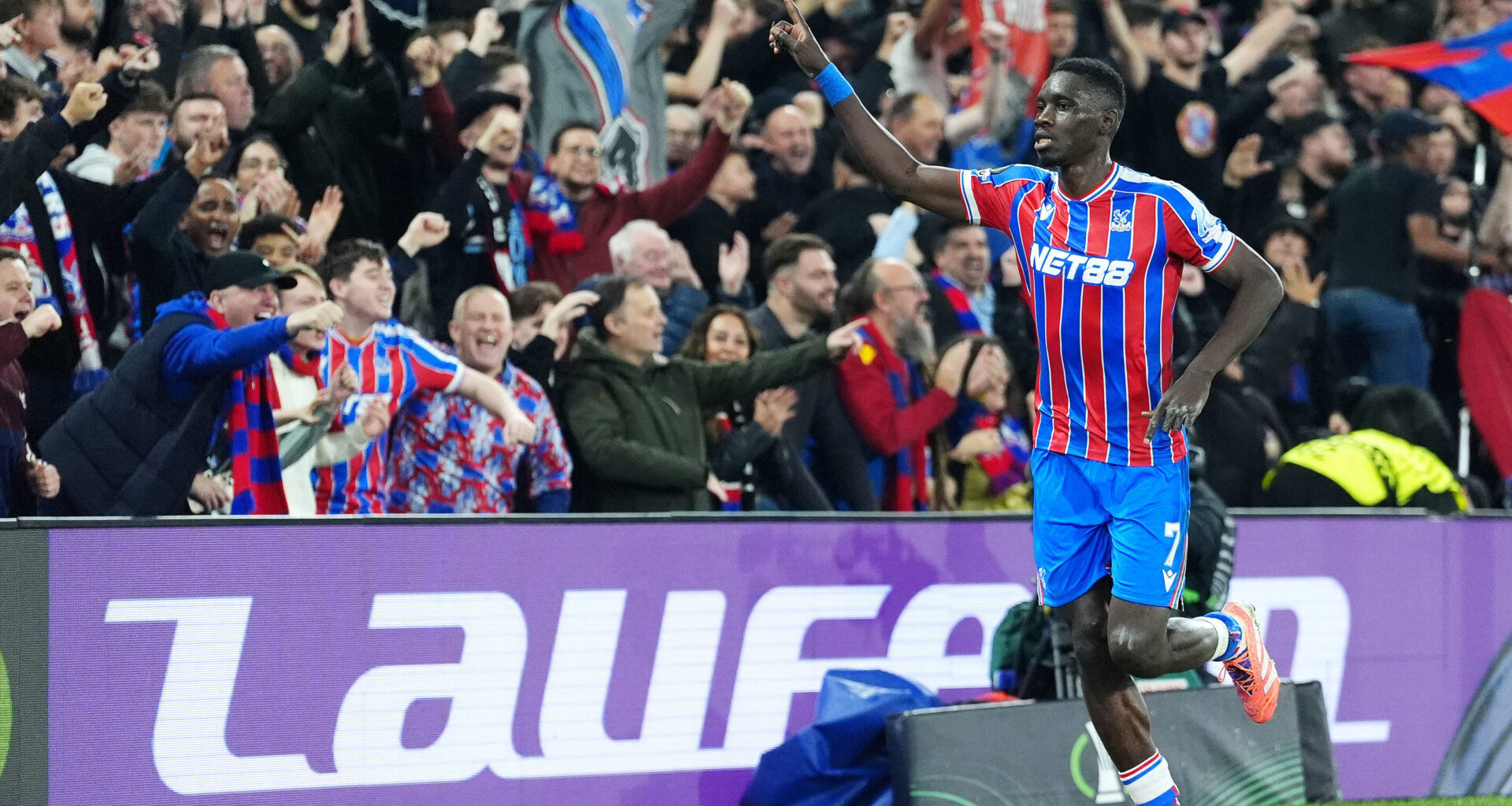 Kiievi Dinamo kirjutas esimeseks võiduks kuueka, Crystal Palace jättis kaotuse Küprosel minevikku