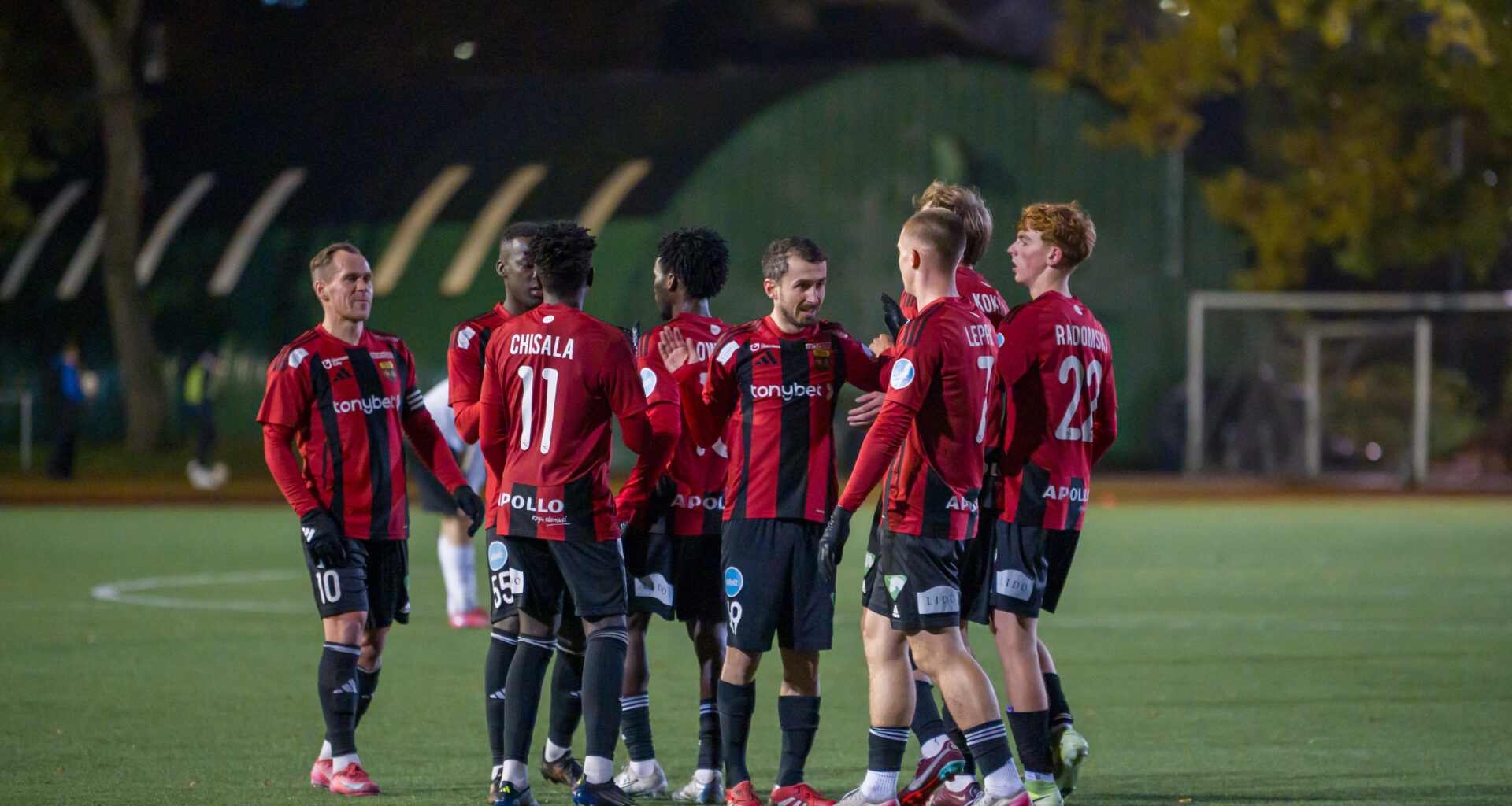 Suureskooriliselt võidulainele naasnud Nõmme Unitedi unistus elab