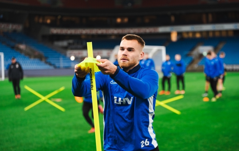 Alex Matthias Tamm Eesti koondise treeningul. Foto: Liisi Troska / jalgpall.ee