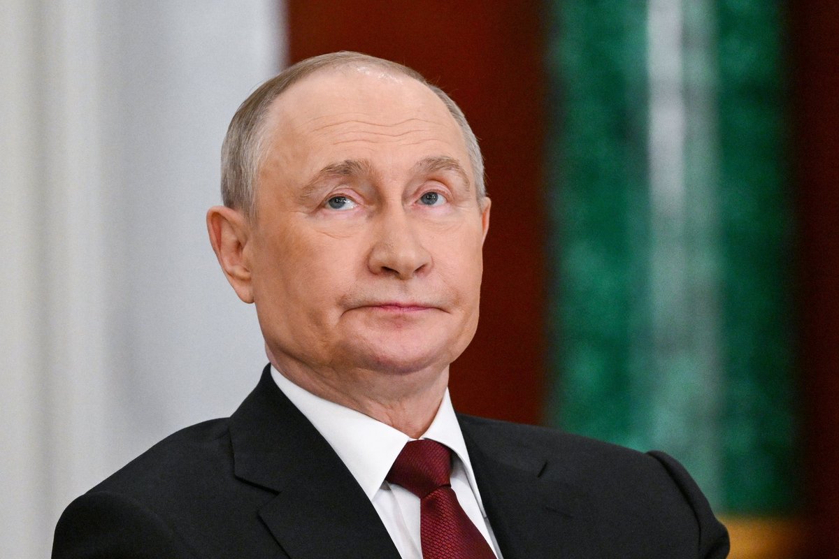 Räpane seik minevikust. Putin pettis oma iluvõimlejast armukest omakorda 17-aastase neiuga