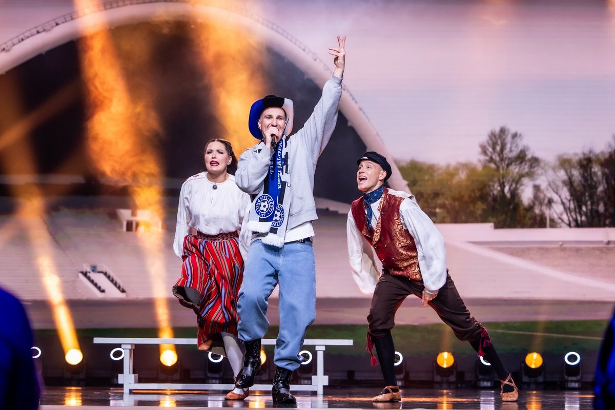 Roppu laulu esitanud Heldur Harry Põlda etteaste ajal aeti lapsed stuudiost välja