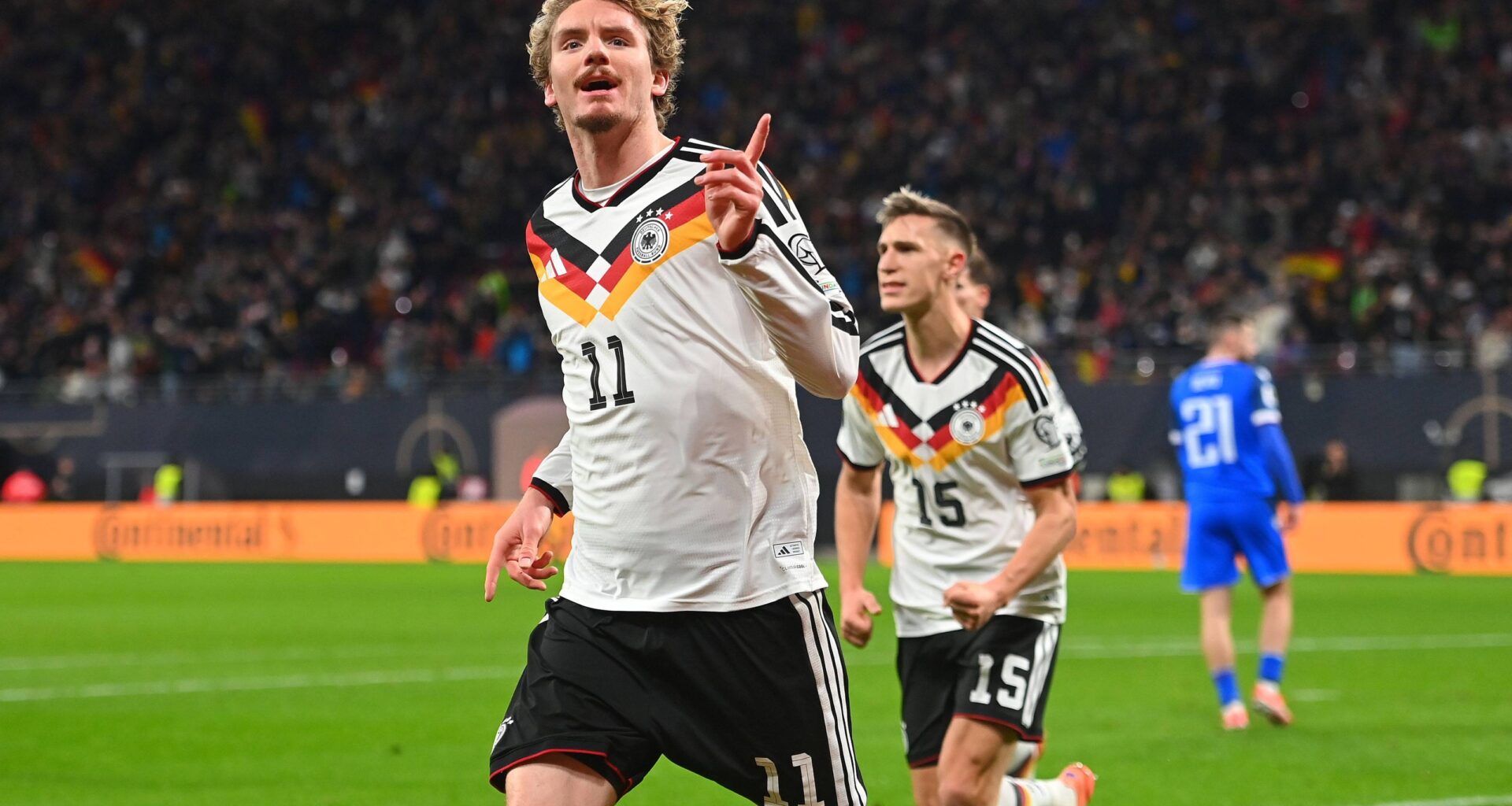 Sakslased rebisid Slovakkia kodus ribadeks ja lunastasid otsepääsme MM-ile