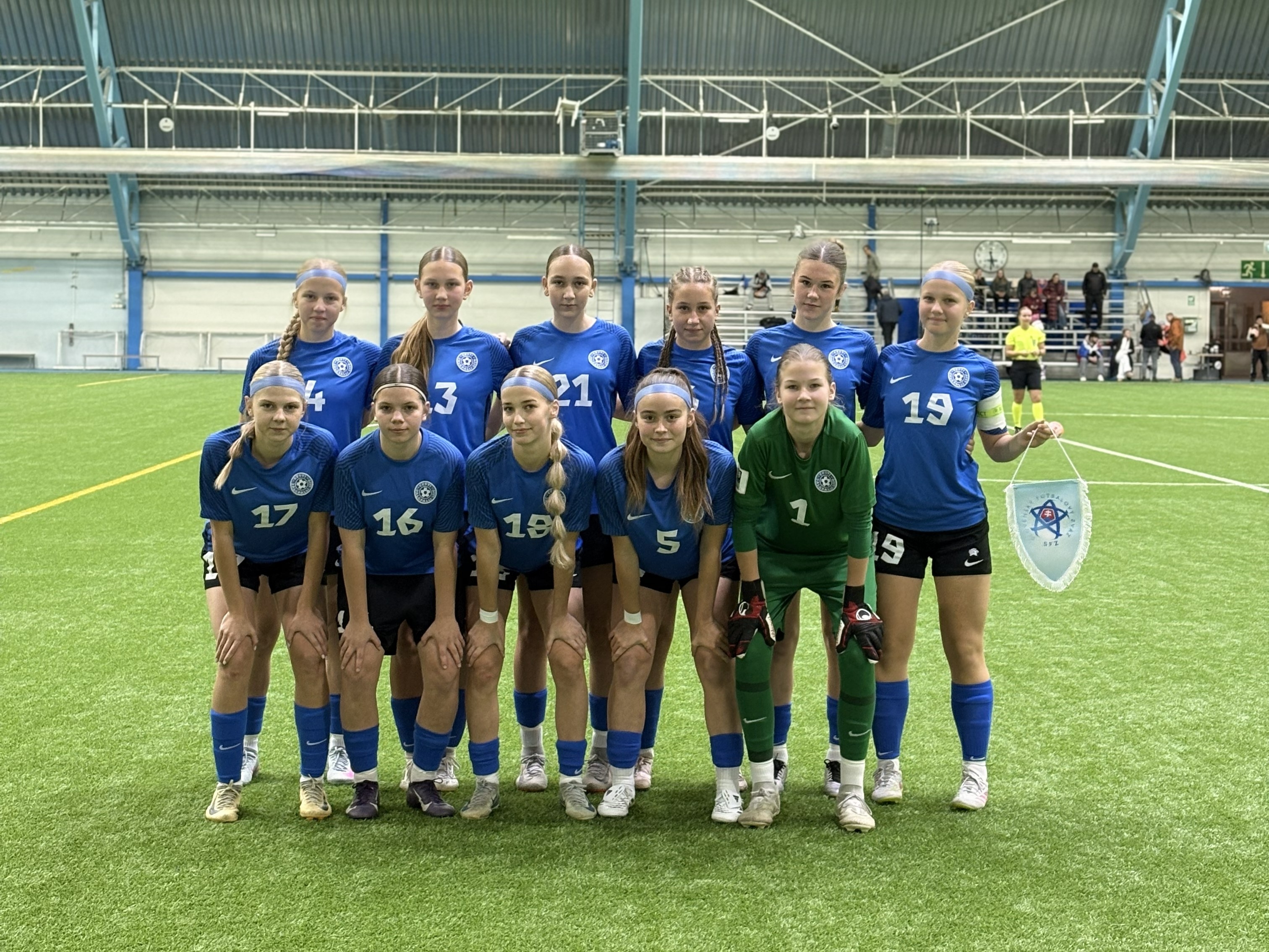 Eesti neidude U15 koondis lõi sõprusturniiril värava, aga alistus Slovakkiale. Foto: Eesti Jalgpalli Liit