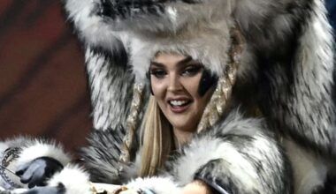 FOTOD | Vägev kostüüm! Miss Universumil osalev eestlanna riietus rahvuslikus voorus võimsaks hundiks