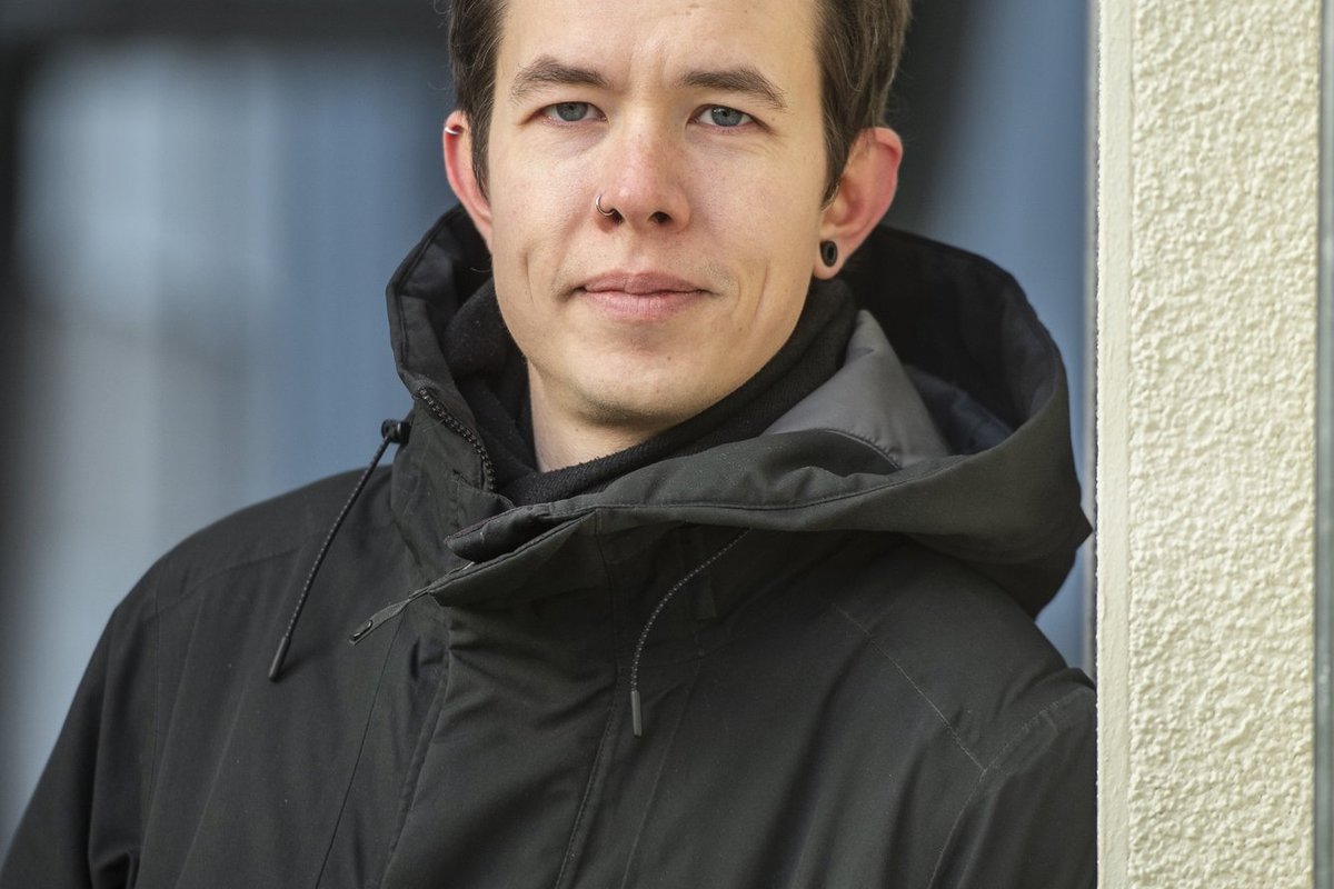 Ametnike hästi varjatud saladus. Narva tööle läinud õpetaja avastas, et lapsed ei oska üldse eesti keelt ning ei suuda seetõttu õppida