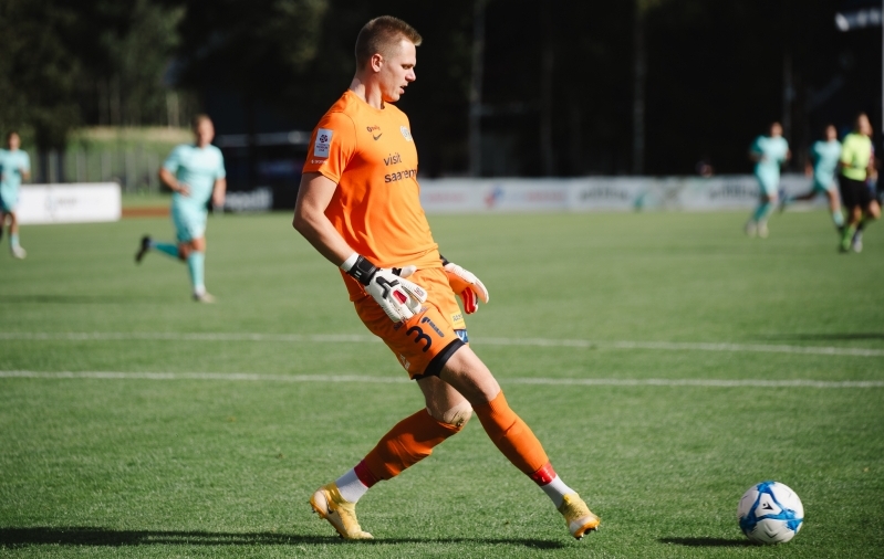 Kuressaare väravavaht Karl-Romet Nõmm. Foto: Liisi Troska / jalgpall.ee