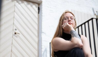 AASTA PARIM DEBÜÜT ⟩ Betti Alveri preemia võitis Johanna Roosi luulekogu