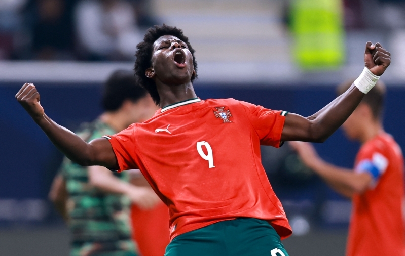 Euroopa meistrist sai maailmameister ehk Portugali noortekoondis tegi poole aastaga kahest kaks