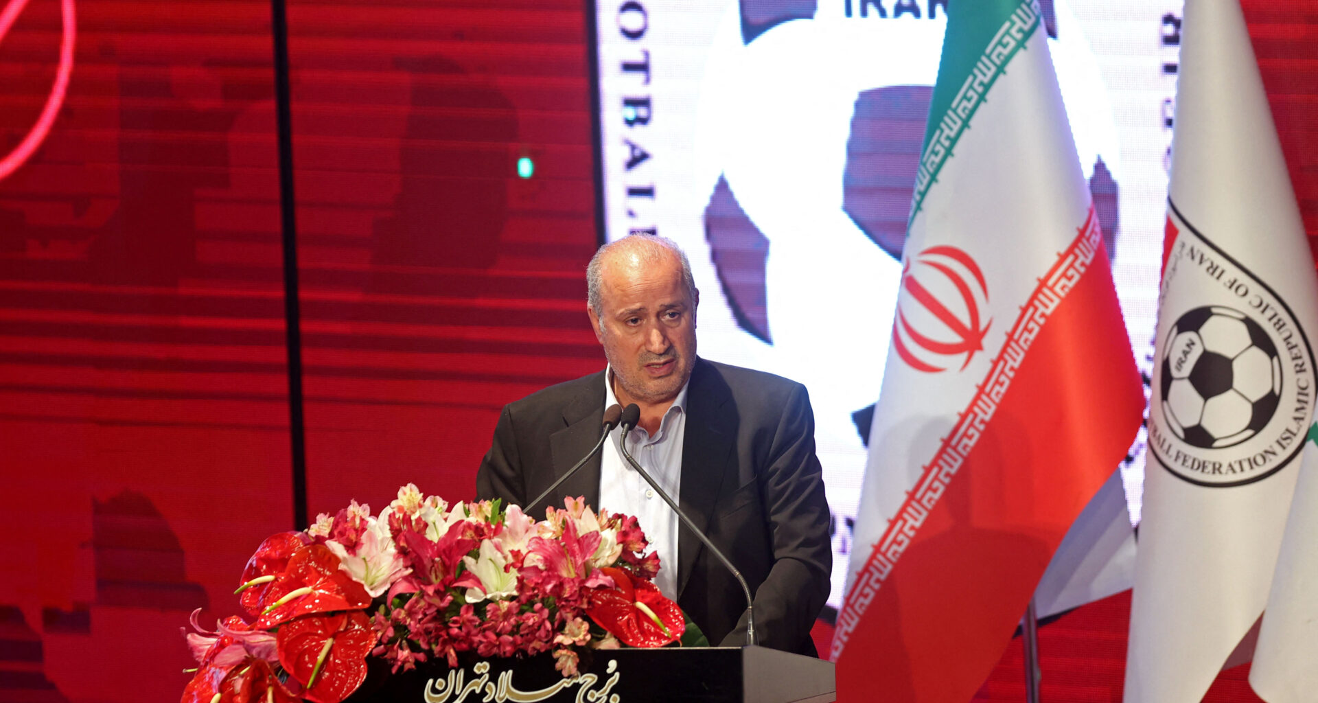 Iraani delegatsioon ei kavatse MM-i loosimisel osaleda. Jalgpalliliidu president: asi on liiga poliitiliseks muutunud