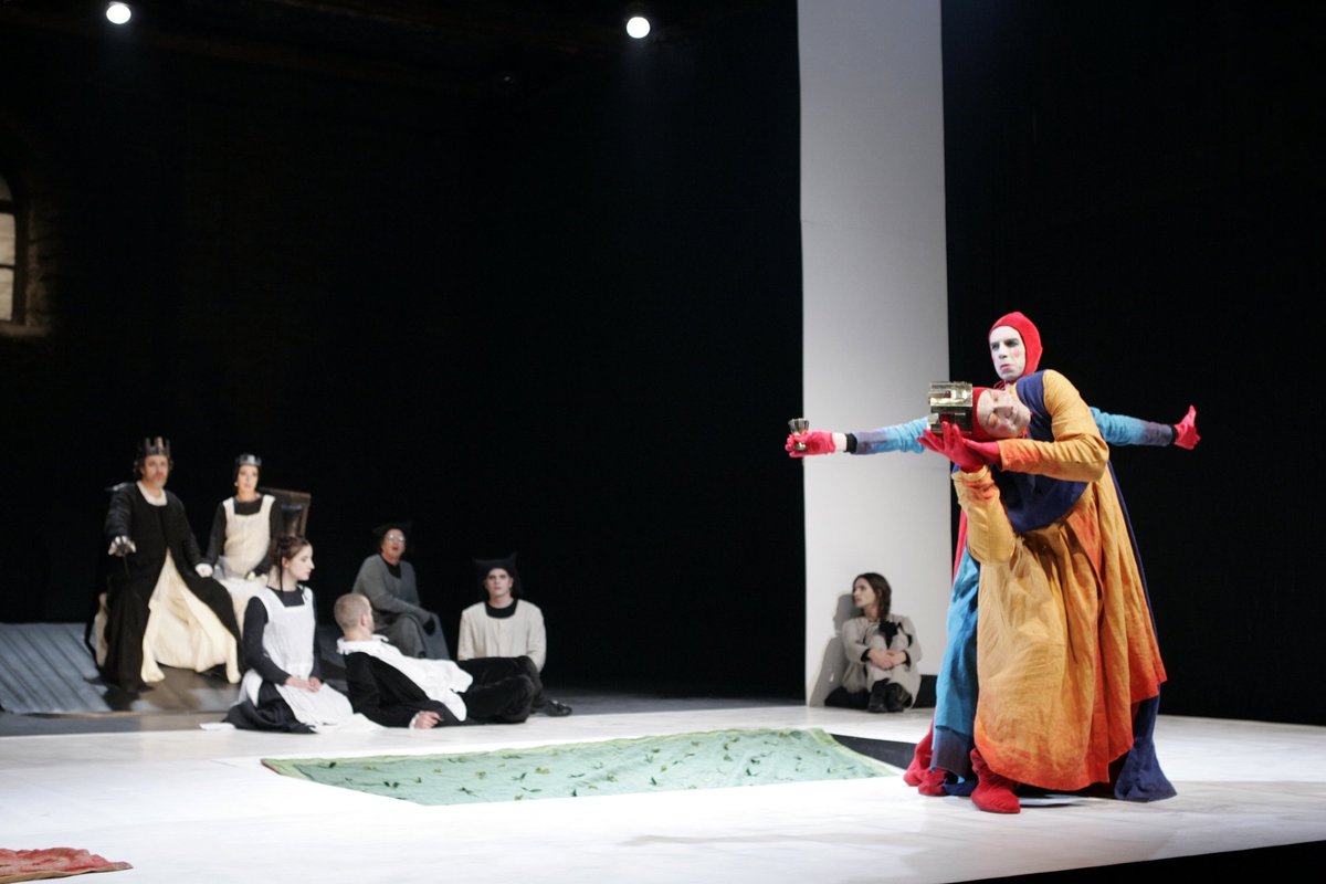 JUHTKIRI | Theatrumi juhtum olgu äratuskell. Peame olema valmis ka teatreid rahata jätma - Eesti Päevaleht