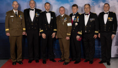 Kaitseväe aasta ohvitseriks valiti kolonelleitnant Lauri Teppo, aasta allohvitseriks veebel Aaron Lee Baum – Kaitsevägi