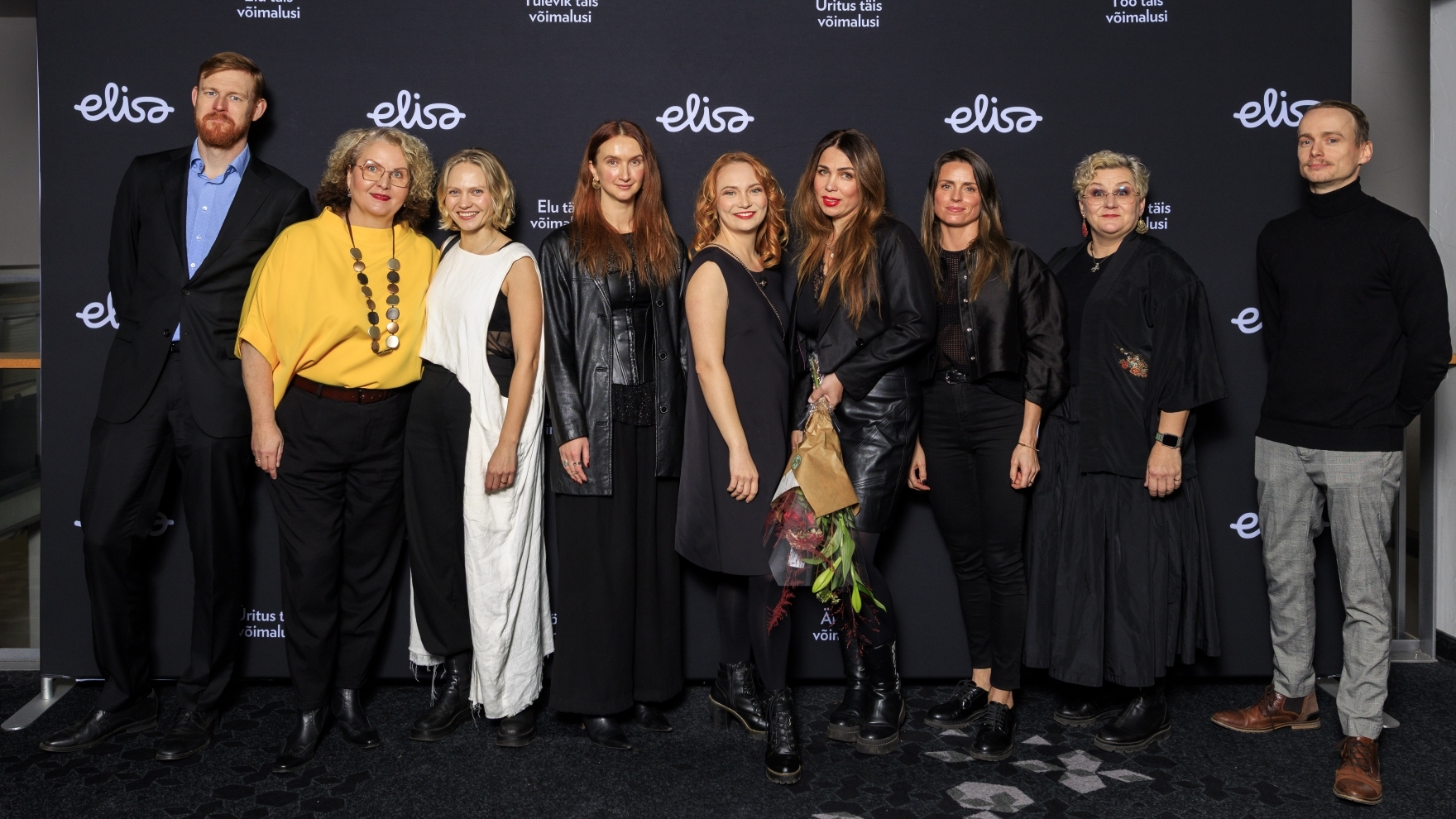 GALERII | Elisa originaalsari „Minu kallis ema“ esilinastus PÖFFil 