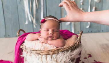 Riigikogu vähendas omavalitsustes sündide registreerimise võimalust