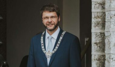 Jevgeni Ossinovski katse jätta mulje, nagu pealinnas oleks toimunud midagi varjatut või kahtlast, on Haukanõmme hinnangul avalikkuse teadlik eksitamine.