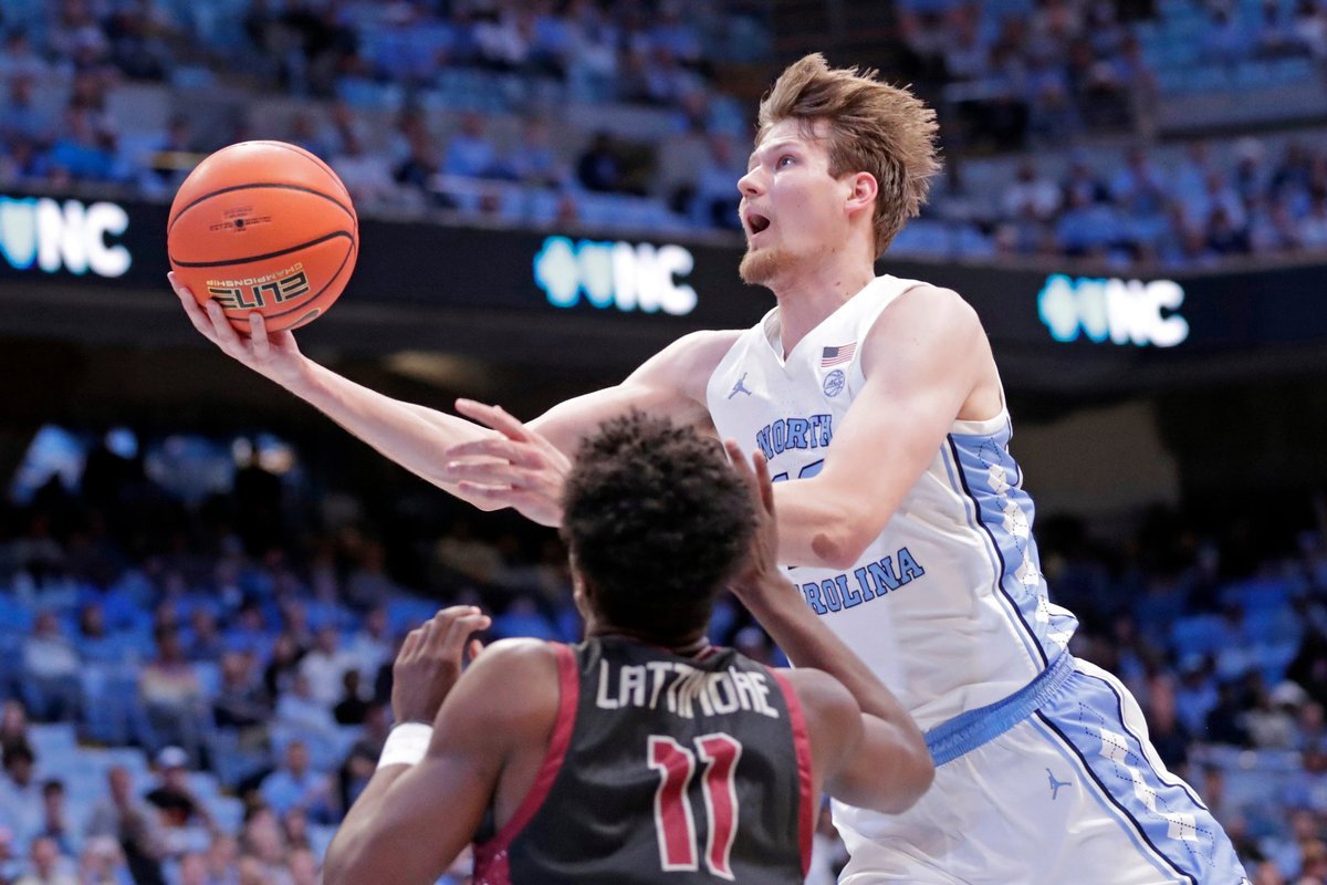 VIDEO | Henri Veesaar säras USA-s kaksikduubliga ja pani viis kulpi