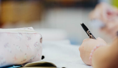 Raport: iga neljas lapsevanem on palganud lapsele eraõpetaja | Eesti