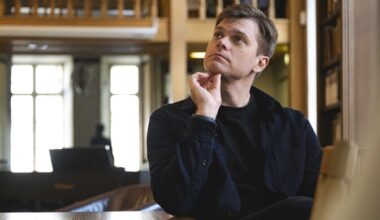 Mirko Rajas: mind puudutas igatseva isa ja tema poja käestlibisev suhe | Vikerraadio