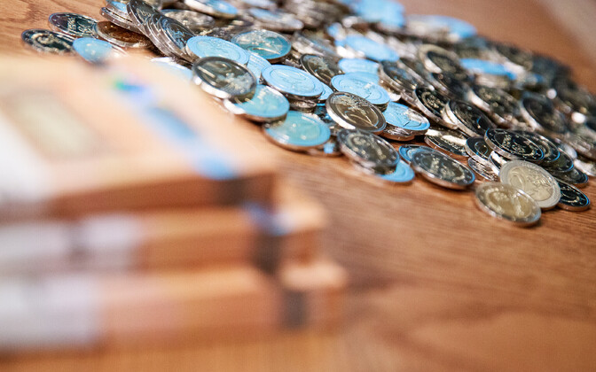 Läti keskmine palk jäi 2024. aastal Eesti ja Leedu omale alla | Välismaa