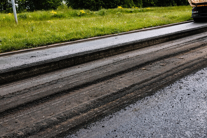 Lugeja küsib: millal hakati Eestis teid asfalteerima? | Tehnika