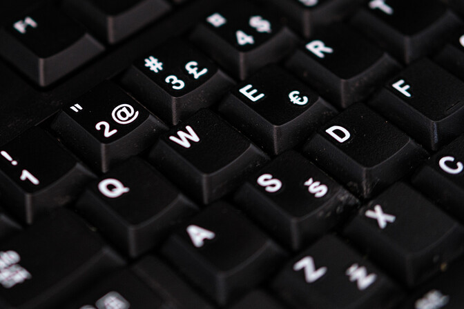 Brüssel võib tehisintellekti arendamiseks võtta ette EL-i privaatsusreeglid | Välismaa