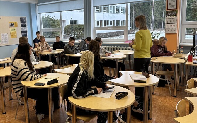 Ettevalmistava õppe eelnõu tundub koolijuhtidele toores | Eesti