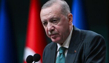 Erdoğan kutsus üles jätkama Ukraina-Venemaa rahukõnelusi Türgis