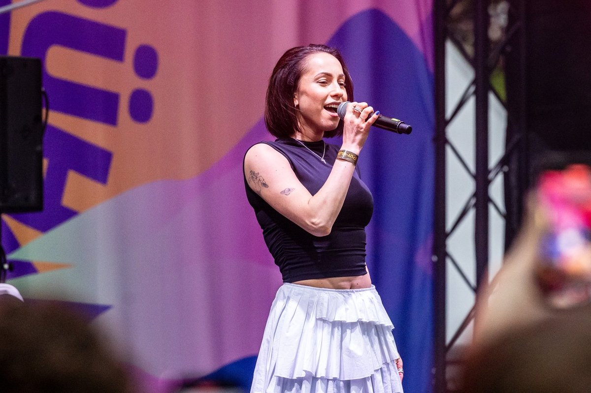 KLÕPS | Nunnumeeter põhjas! Lauljanna An-Marleni kääbuspuudel sai aastaseks