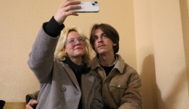 Peterburi võimud kandsid ette tänavamuusikute vastastest reididest. Konfiskeeriti kuriteovahendeid (muusikariistu)