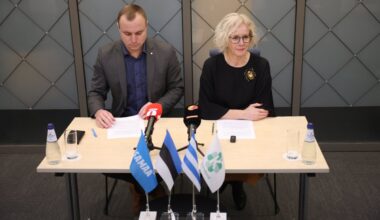 VIDEOD ja FOTOD | Tallinna uus võimuliit lubab hakata eakatele jälle abipakke saatma