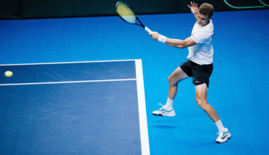 Glinka tuli viimases setis kaotusseisust välja ja jõudis poolfinaali | Tennis