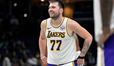 Mängupausilt naasnud Doncic viskas 44 punkti ja aitas Lakersi võidule | Korvpall