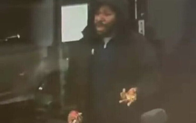 Suurbritannia rongipussitamise kahtlusalusele esitati süüdistus | Välismaa