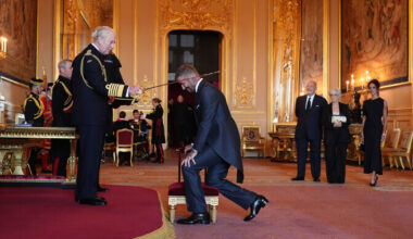 VIDEO | Kuningas Charles lõi David Beckhami rüütliks | Jalgpall