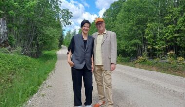 Galerii: uus saatesari "Ridade vahel" viib kirjanike lapsepõlveradadele | Tele