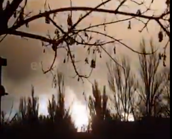 Ukraina tabas Volgogradi naftakäitist ja suurt moonaladu Donetskis | Välismaa