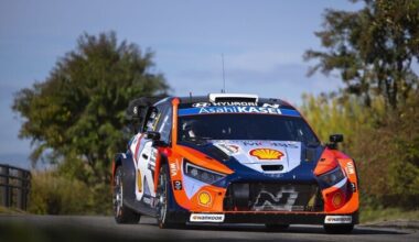 Jaapani ralli avakatse võitis Rovanperä, aga Tänak on soomlase kannul | Autoralli